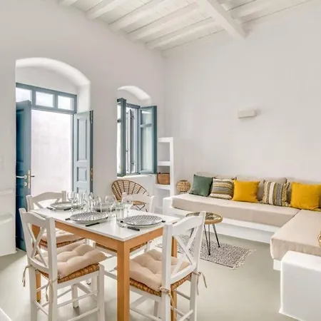 Haroula House - Cycladic Village Vibes *